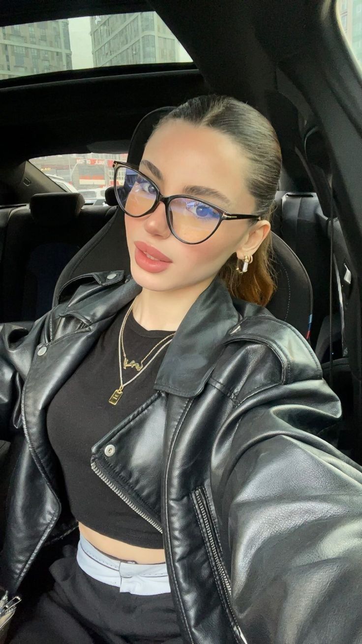 <em>ALEJANDRA CANO</em>